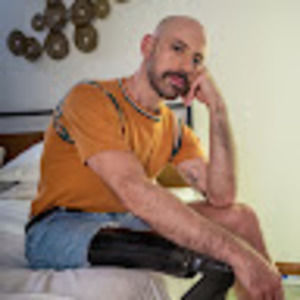 Meet your Posher, Anthony michael